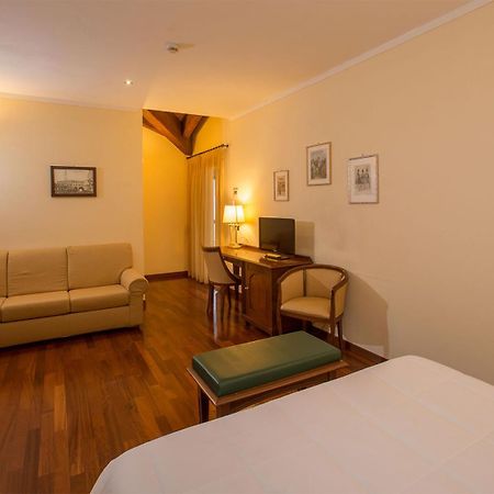 Hotel Conteverde Montecchio Emilia Luaran gambar
