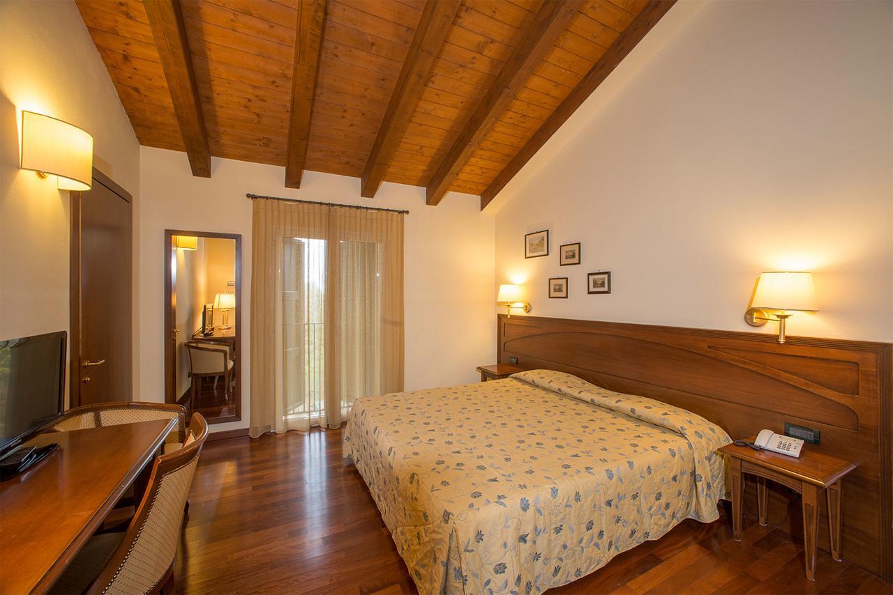 Hotel Conteverde Montecchio Emilia Luaran gambar